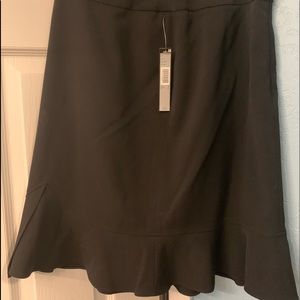 Black Tahari skirt with ruffle hem size 8